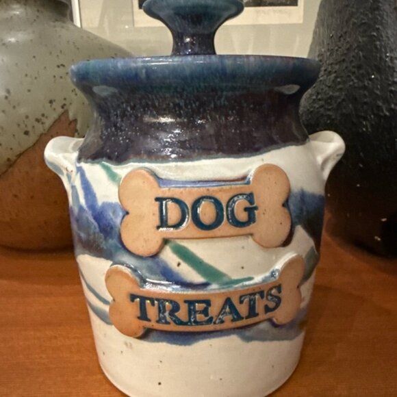 VTG Whitefish Pottery Stoneware Crock Montana Dog Treats Jug W Lid Handmade - Picture 4 of 13